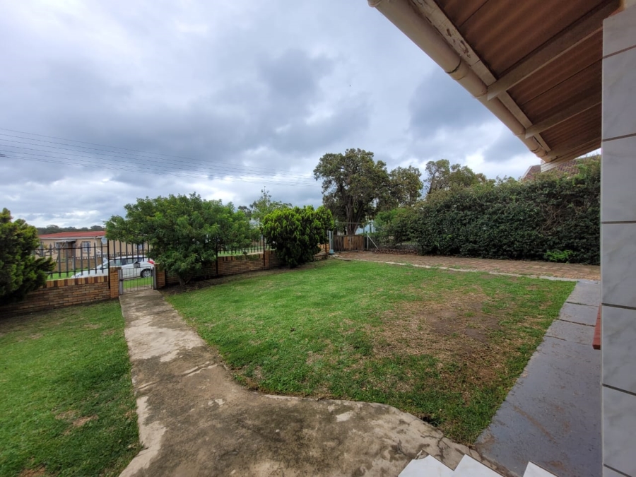 To Let 3 Bedroom Property for Rent in Humansdorp Eastern Cape